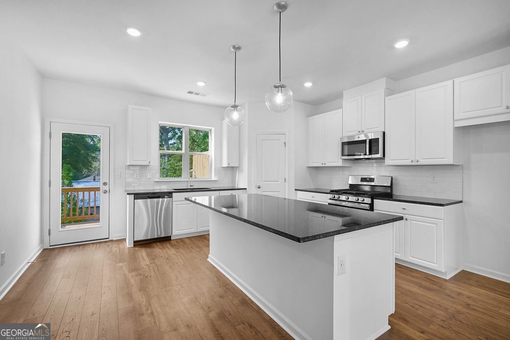 1693 Lansmere Street Marietta - Photo 6