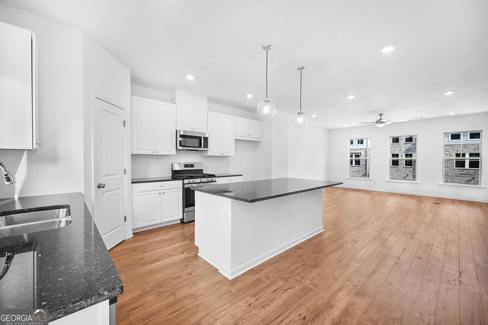 1693 Lansmere Street Marietta - Photo 8