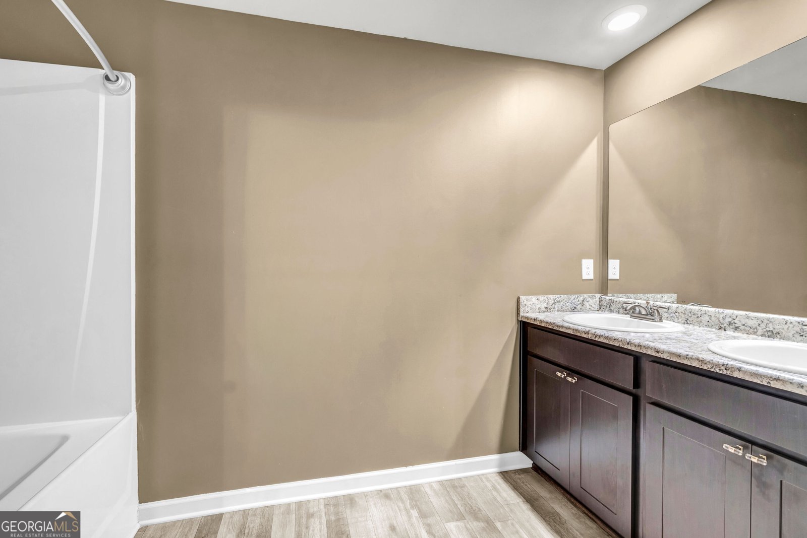 205 Twin Lakes Drive Covington - Photo 17