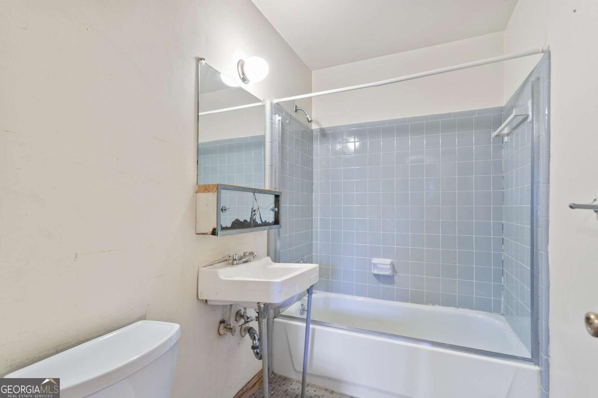 2881 Gwendon Terrace Decatur - Photo 13