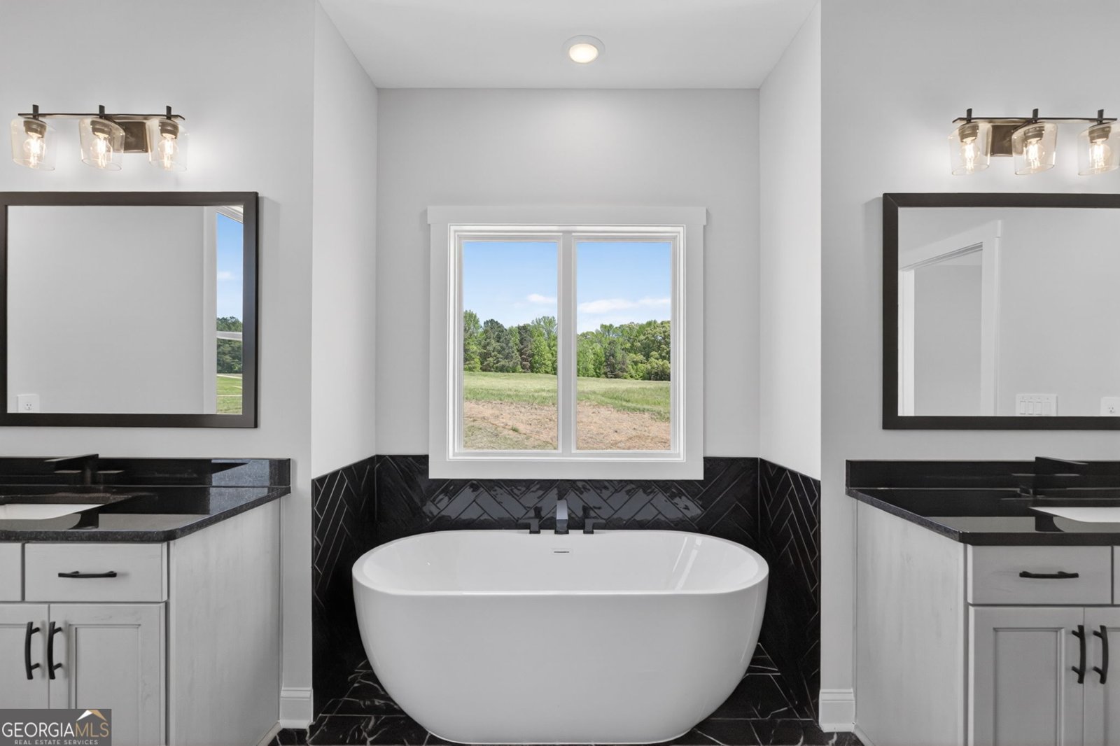 735 Lake Circle Road Buchanan - Photo 32