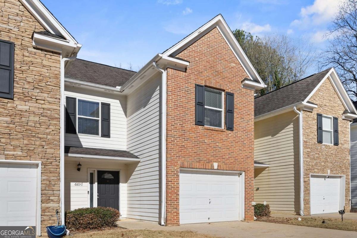 6690 Villa Court Lithonia - Photo 1
