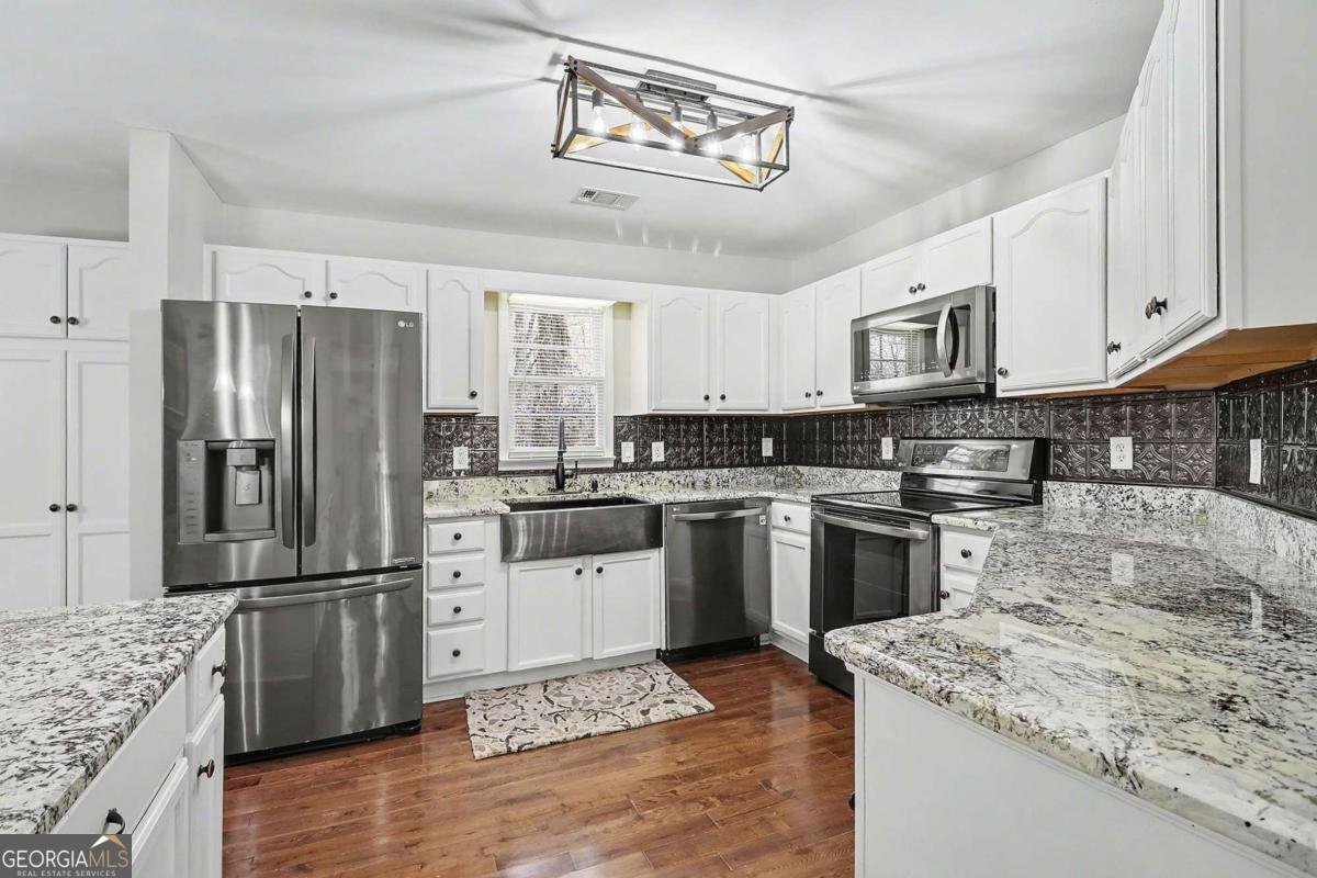 3535 Cameron Circle Gainesville - Photo 10