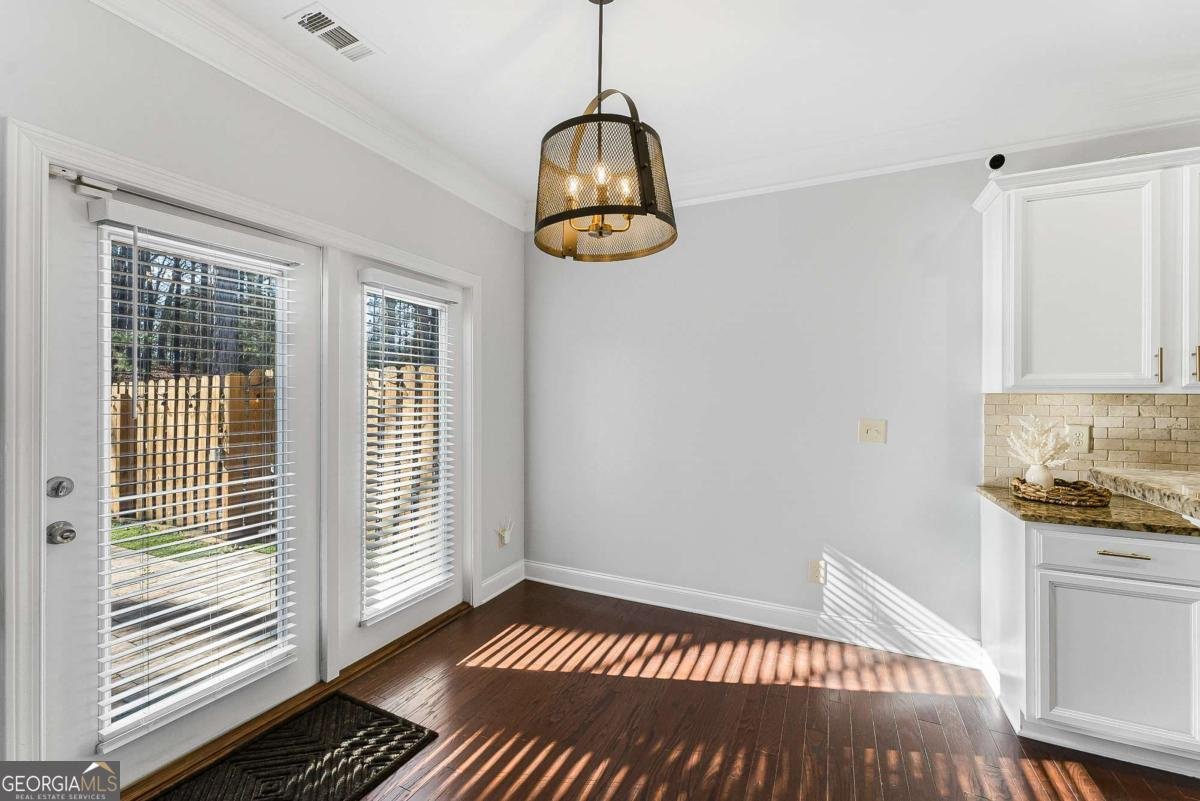 1550 Township Circle Alpharetta - Photo 13