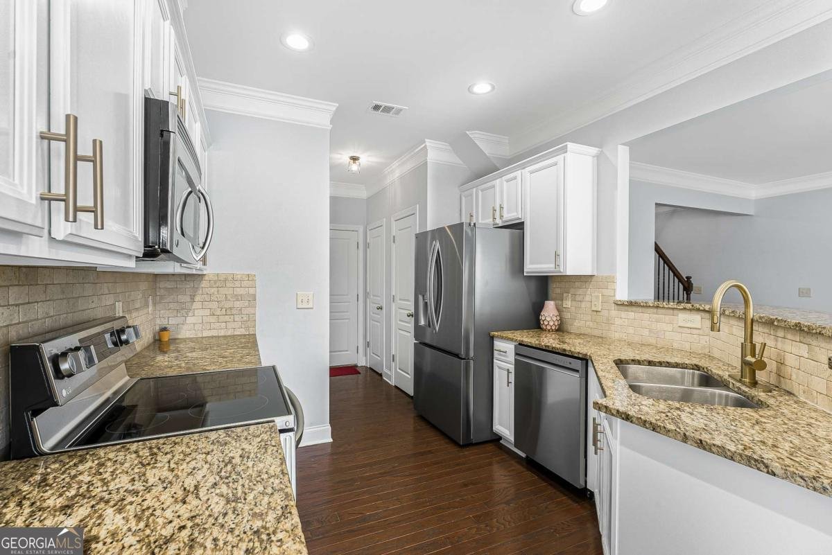 1550 Township Circle Alpharetta - Photo 16