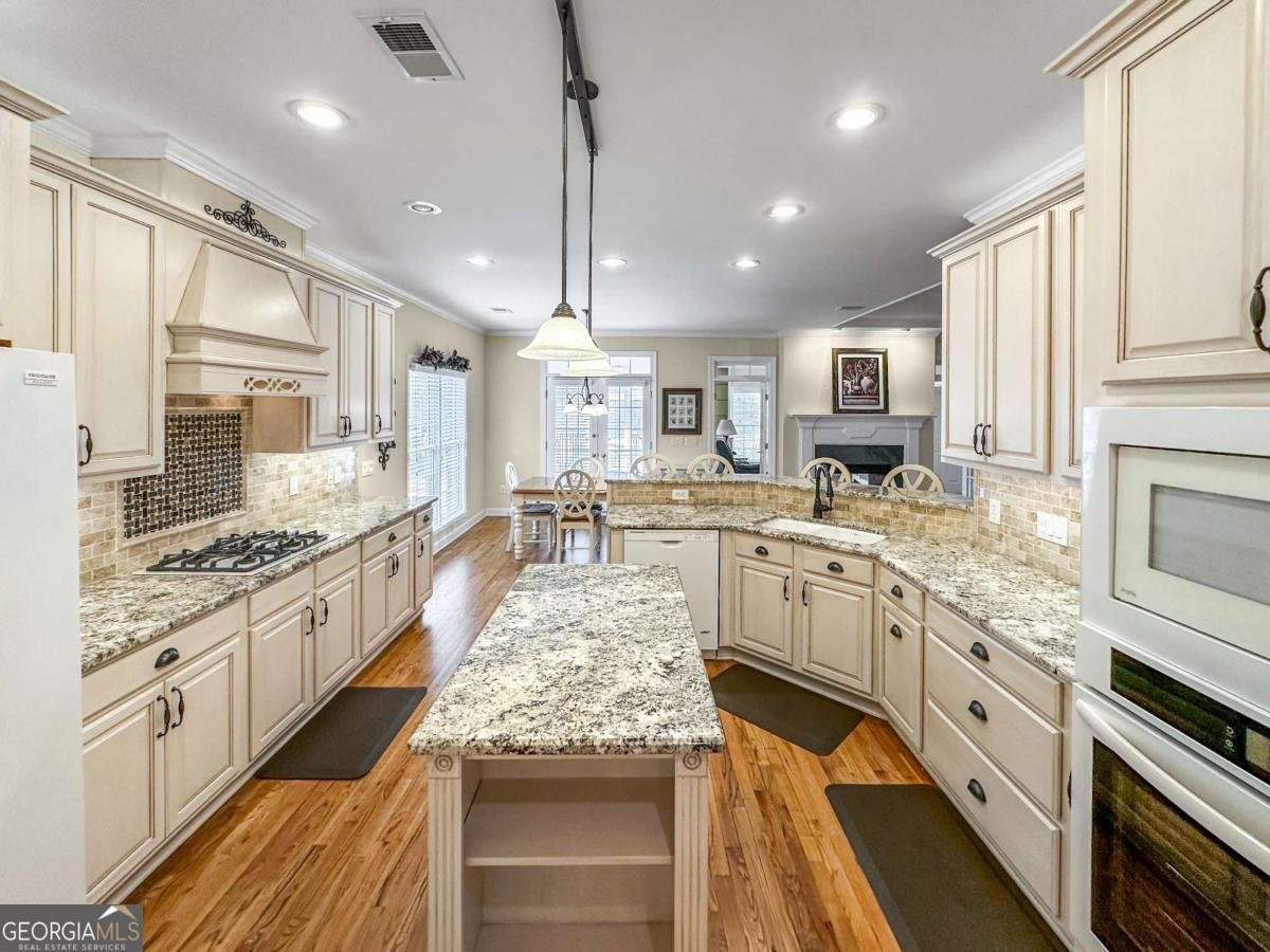 1773 Glenwood Way Snellville - Photo 18