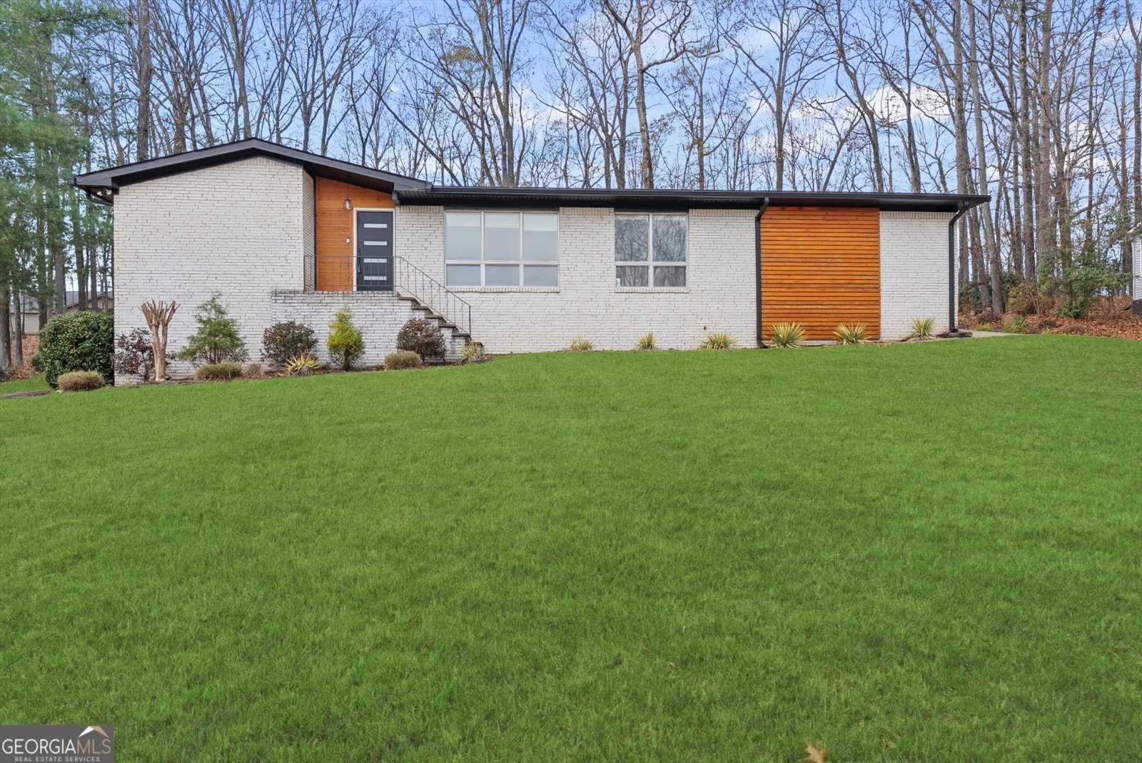 1713 Lancaster Drive Marietta - Photo 1