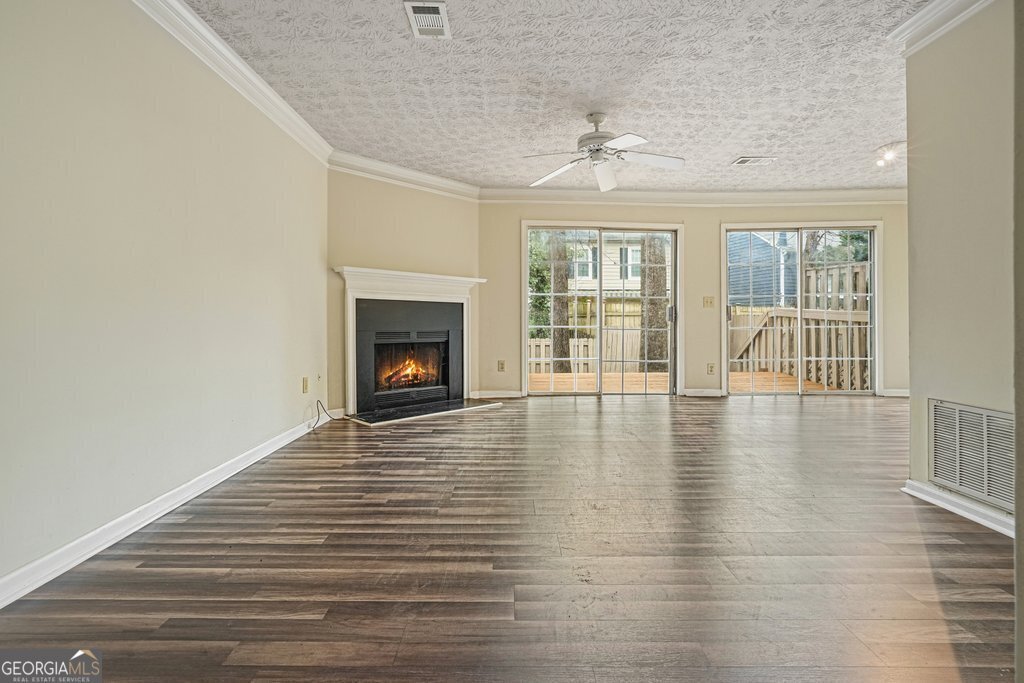 6617 Meadow Green Circle Peachtree Corners - Photo 7