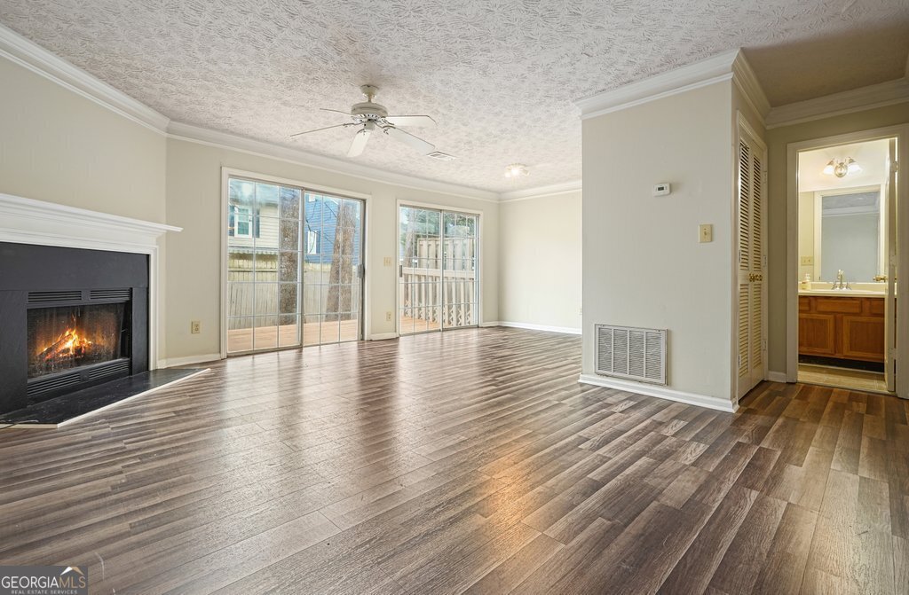 6617 Meadow Green Circle Peachtree Corners - Photo 8