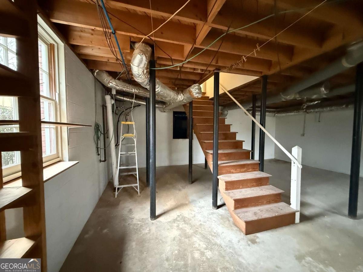 421 5th Avenue Winder - Photo 16