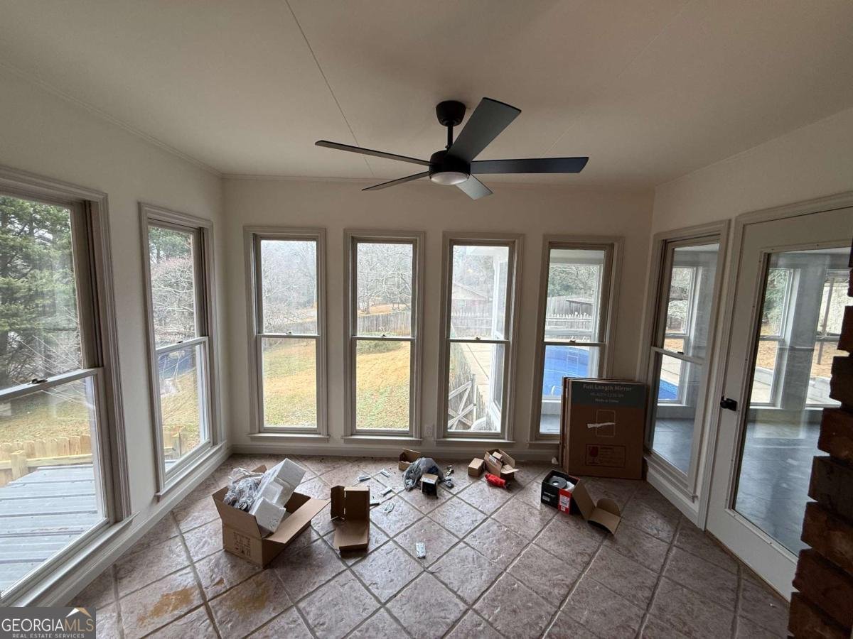 421 5th Avenue Winder - Photo 6