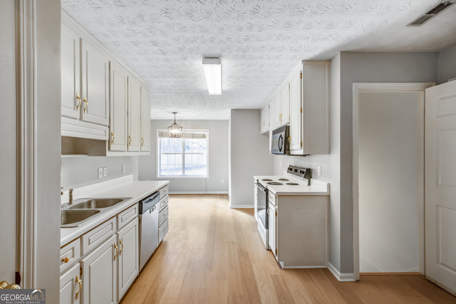 953 Azalea Court Winder - Photo 13