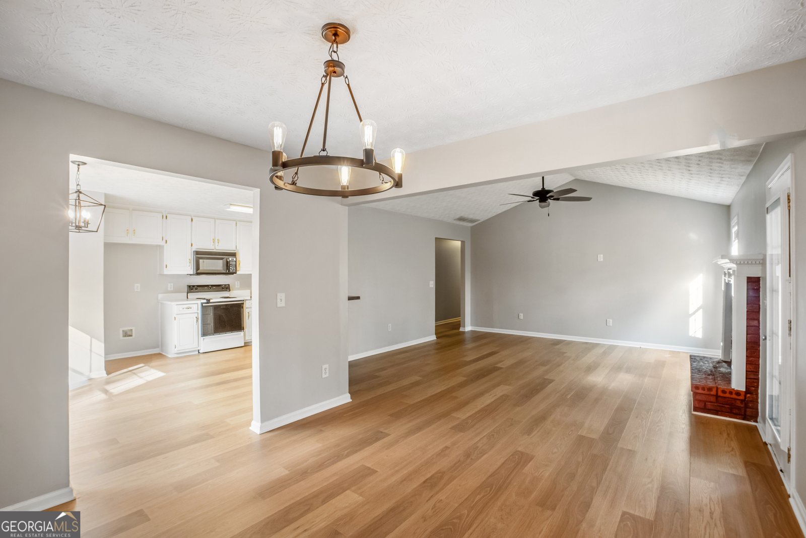 953 Azalea Court Winder - Photo 8