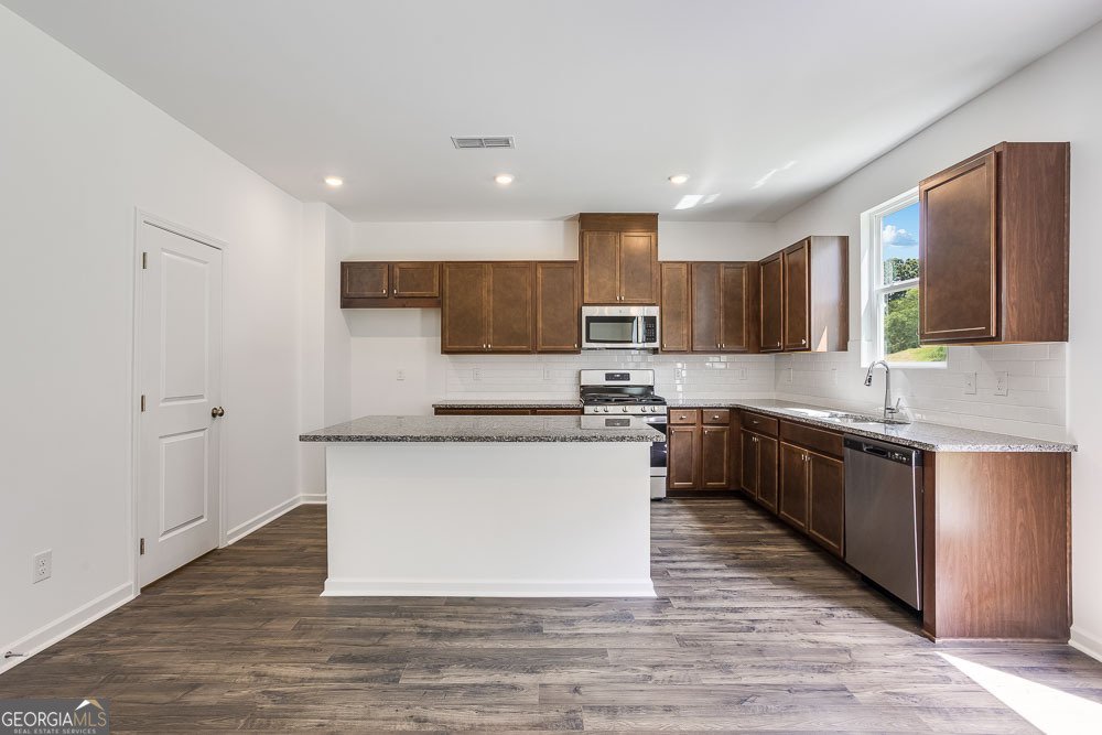 205 Groveton Court Euharlee - Photo 11