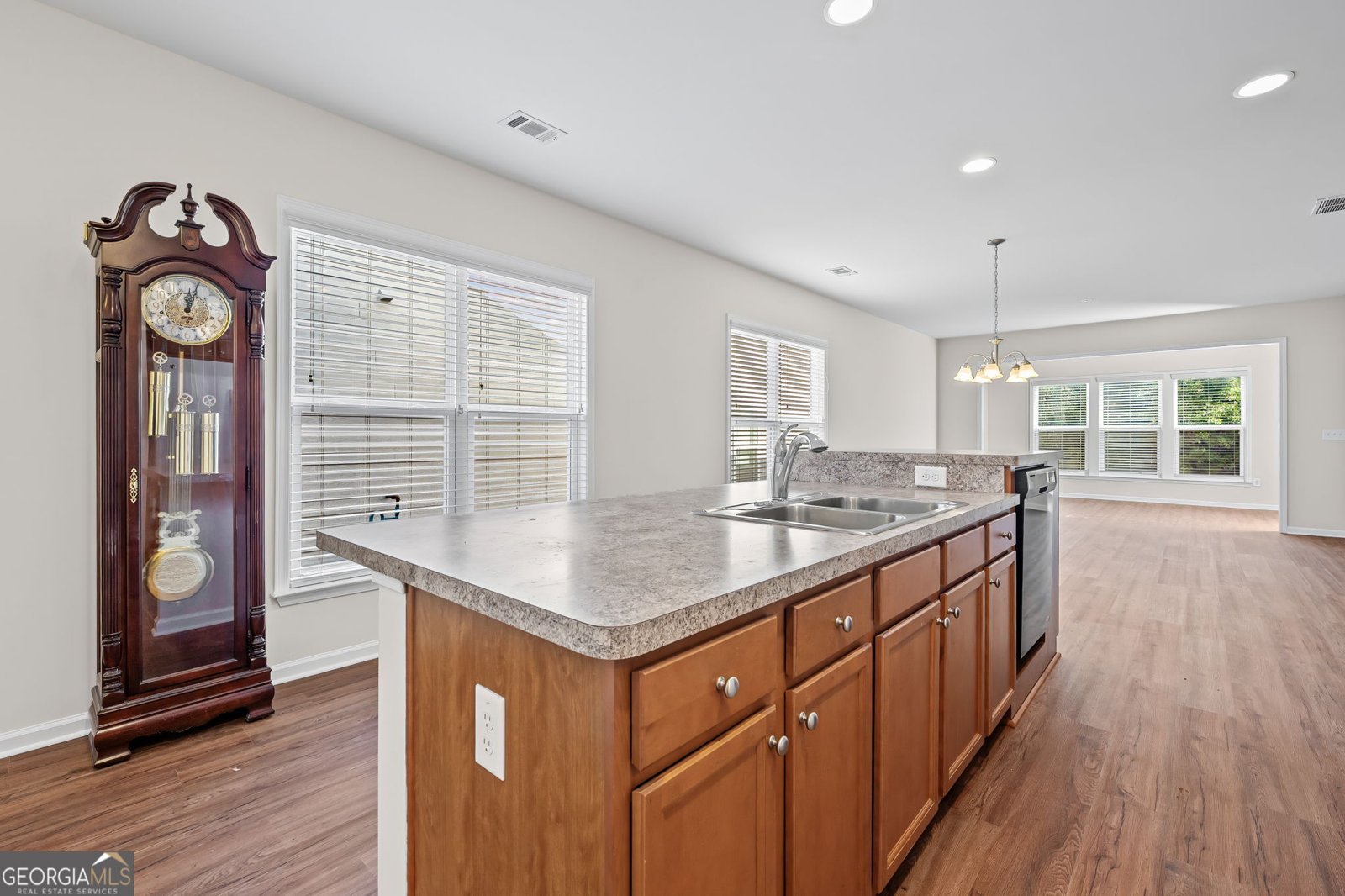 621 Larch Looper Drive Griffin - Photo 17