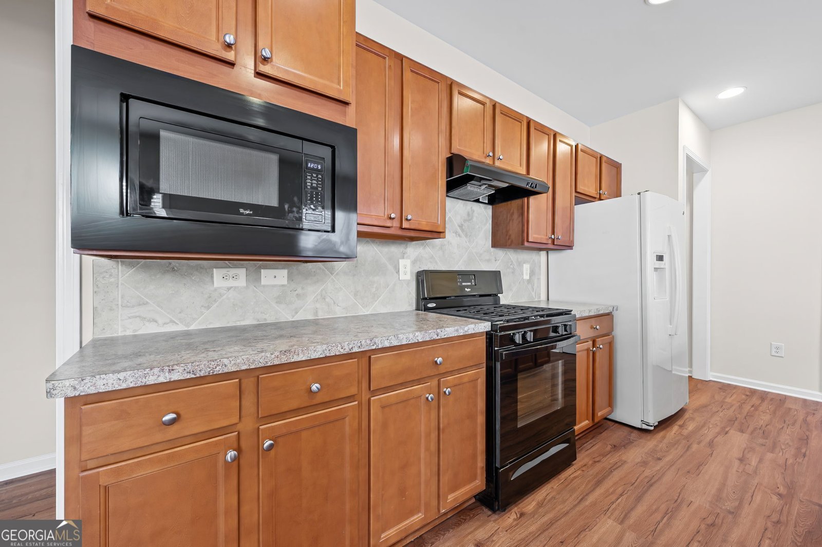 621 Larch Looper Drive Griffin - Photo 18