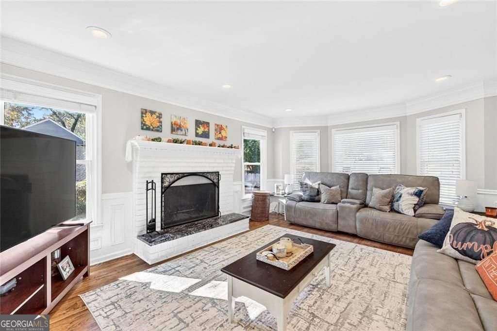 10905 Shallowford Road Roswell - Photo 9