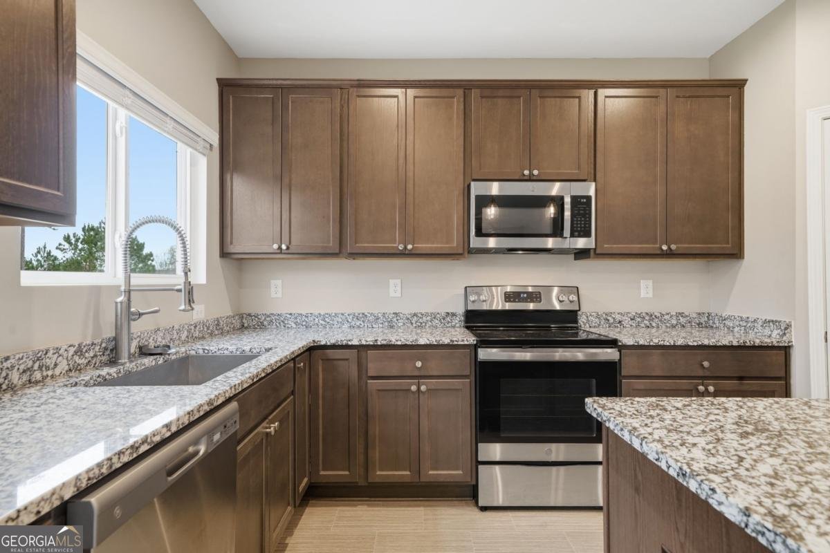 337 Mountain Laurel Walk Canton - Photo 17