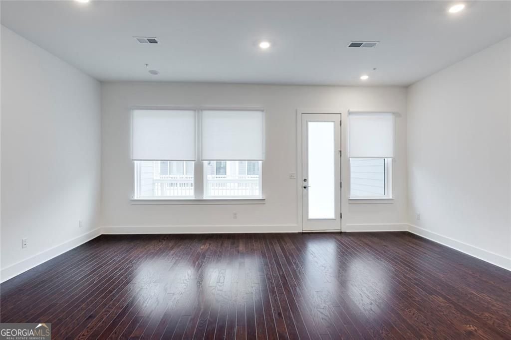 355 Walker Avenue Roswell - Photo 12