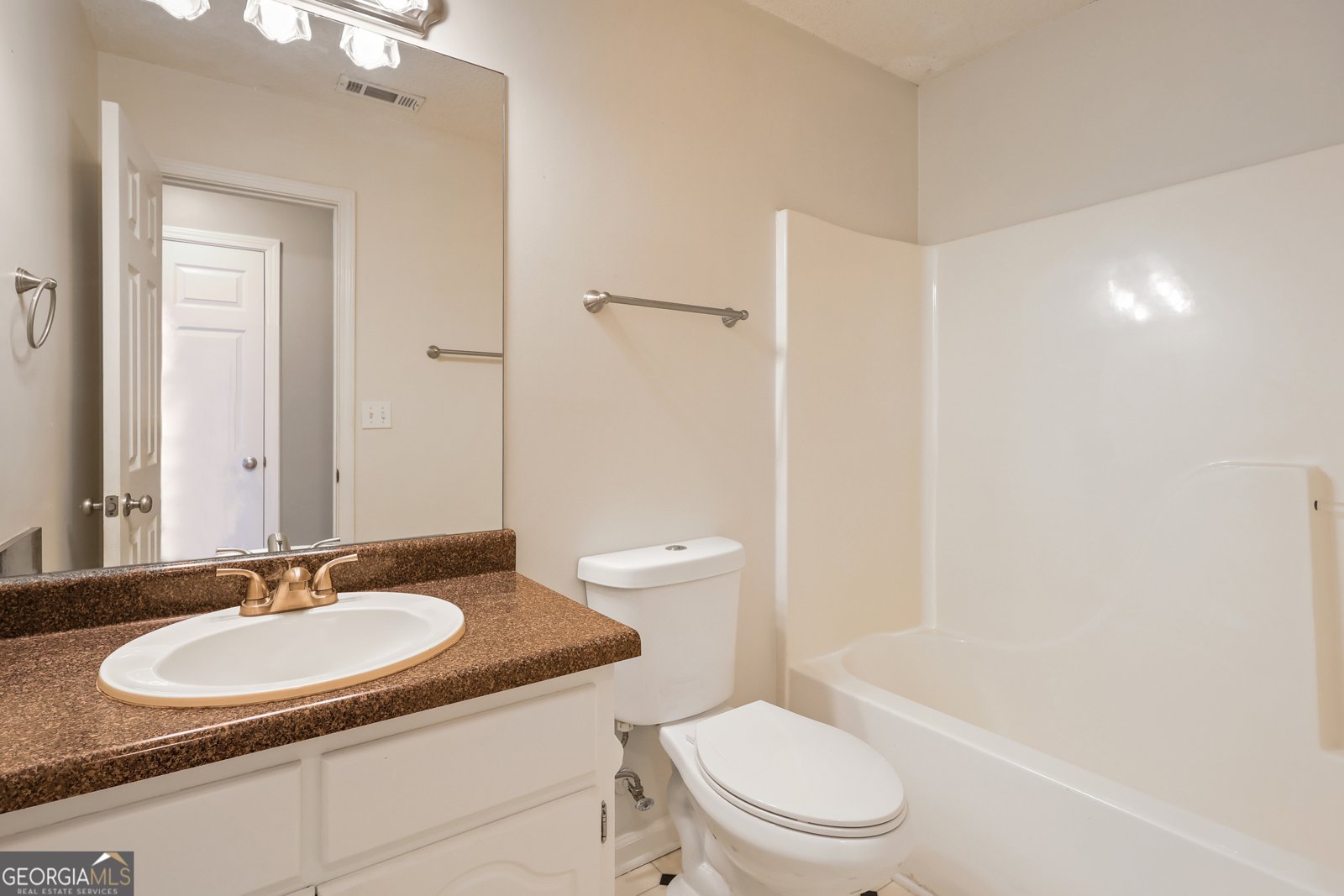 168 Country Meadows Court McDonough - Photo 16