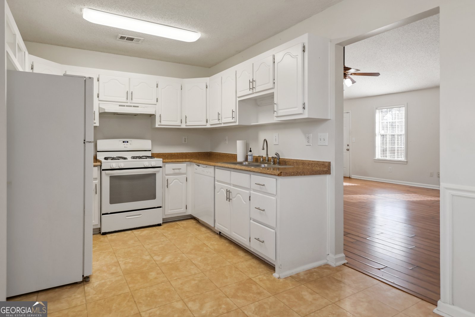 168 Country Meadows Court McDonough - Photo 7