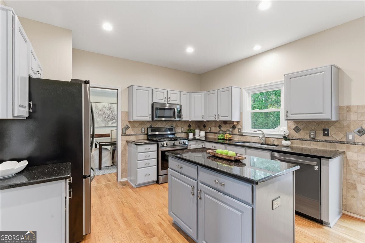 535 Tumbling Creek Drive Alpharetta - Photo 6