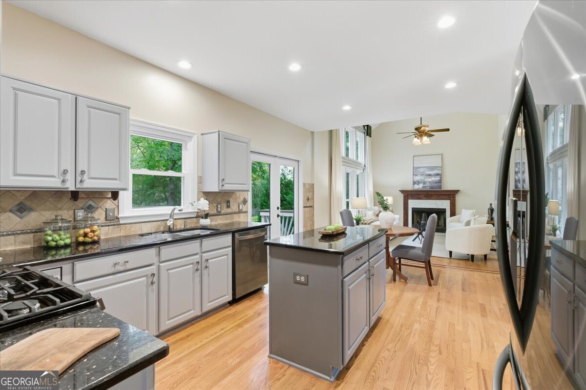 535 Tumbling Creek Drive Alpharetta - Photo 7