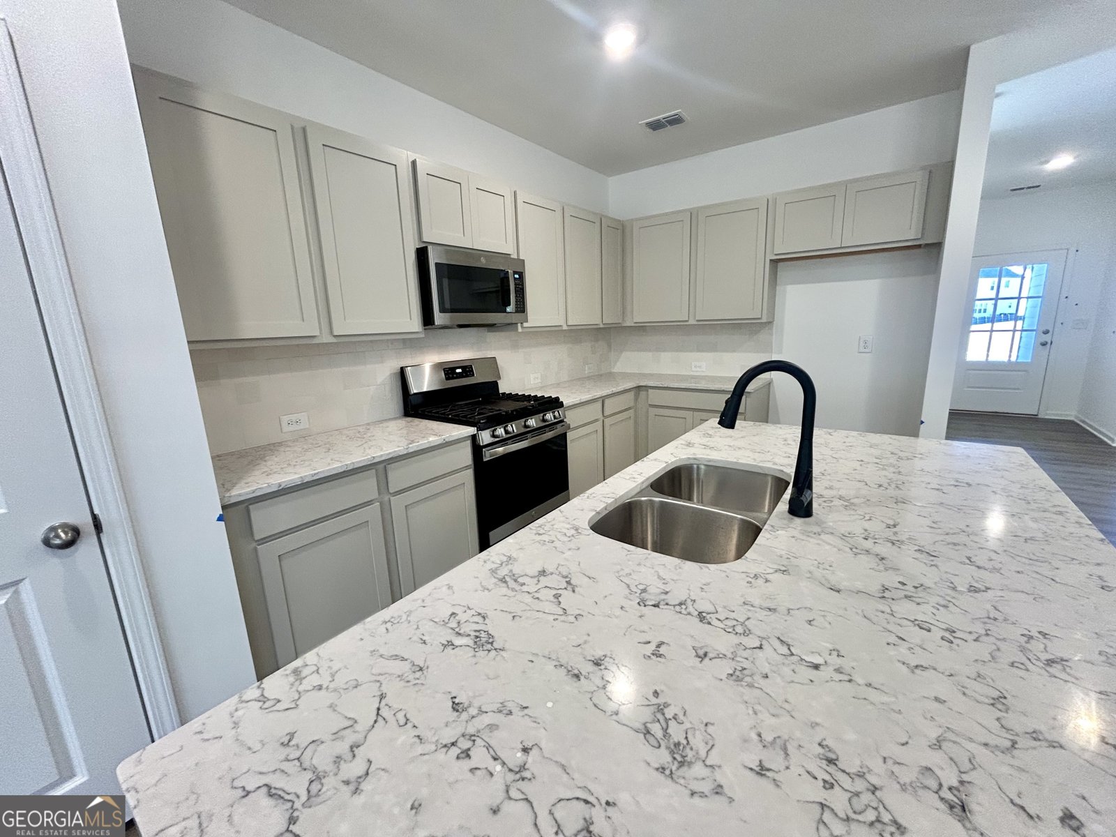 5316 Heron Bay Boulevard Locust Grove - Photo 16