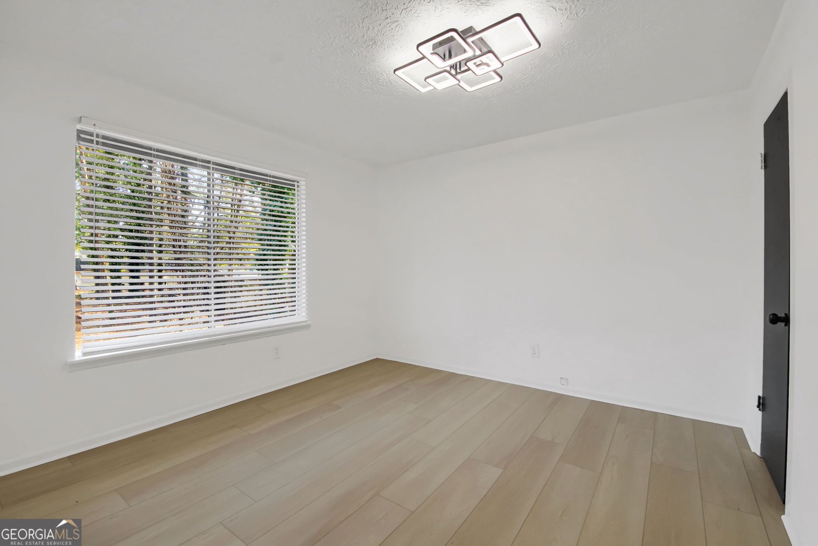 8878 Burnham Way Jonesboro - Photo 16