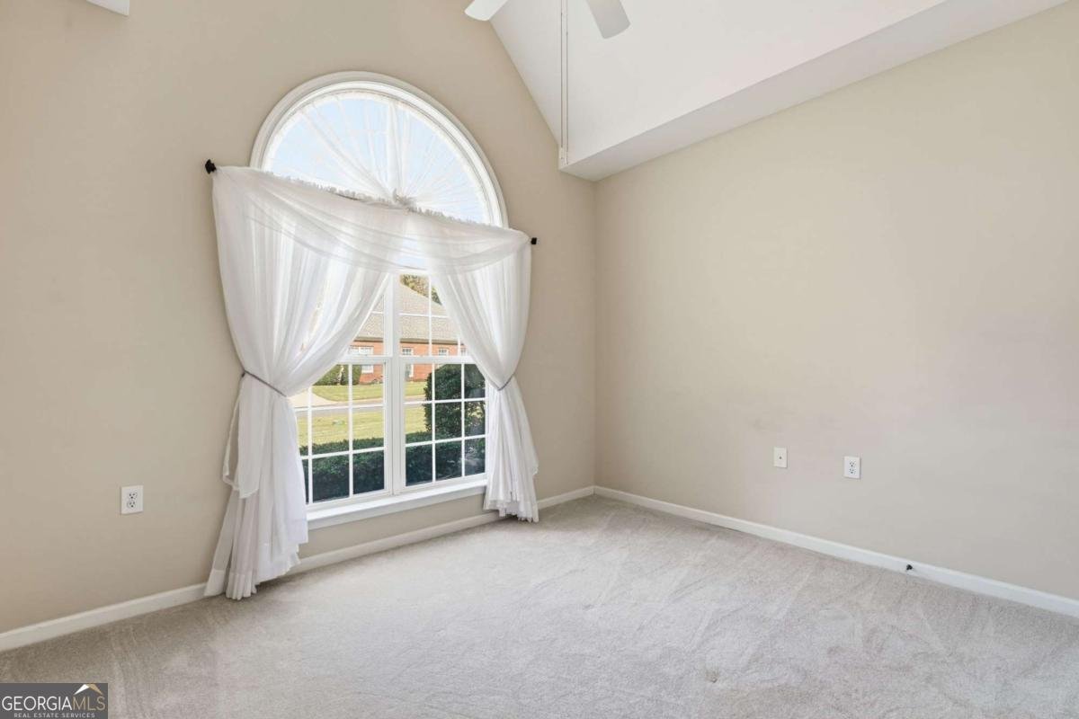 310 Lauren Lane Woodstock - Photo 10