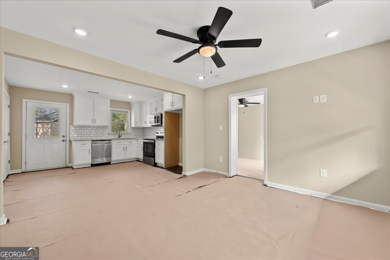 150 Royal Court Athens - Photo 7