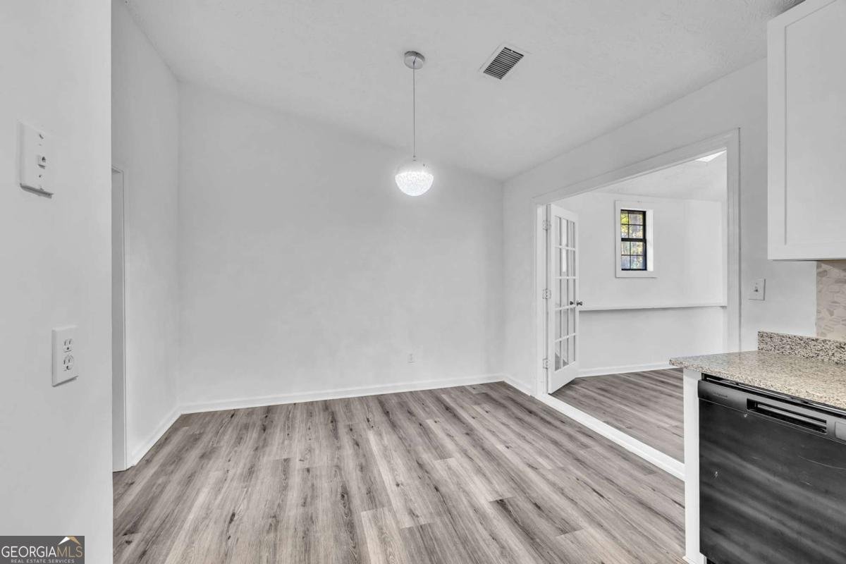 3959 Wood Path Drive Stone Mountain - Photo 13