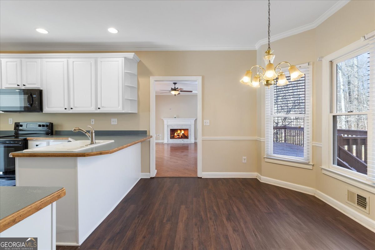 2401 Weatherstone Circle Conyers - Photo 18