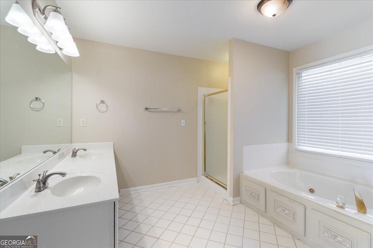 2401 Weatherstone Circle Conyers - Photo 23