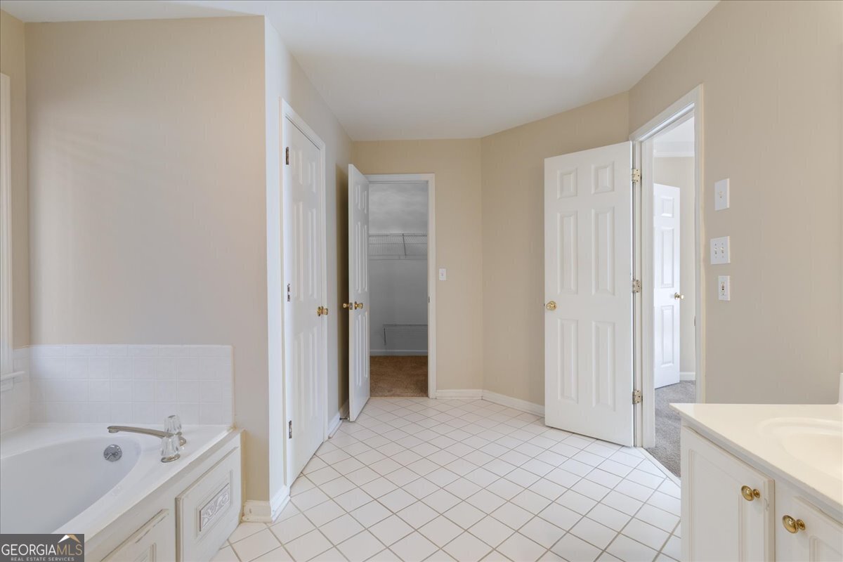 2401 Weatherstone Circle Conyers - Photo 24