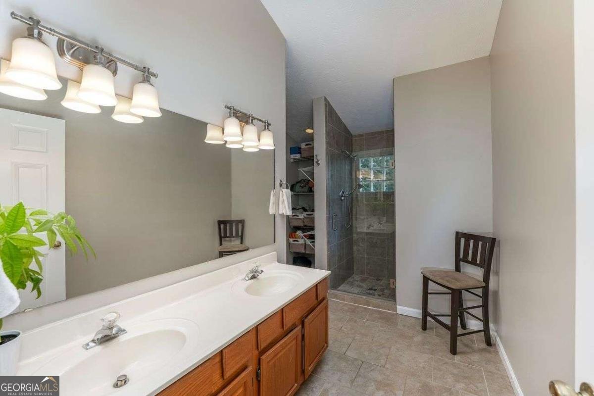 1202 Shallowford Trace Court Woodstock - Photo 16