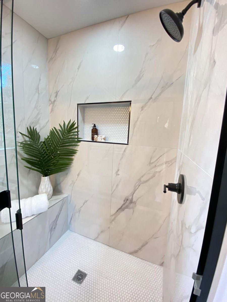 323 West Claiborne Ct Court Marietta - Photo 17