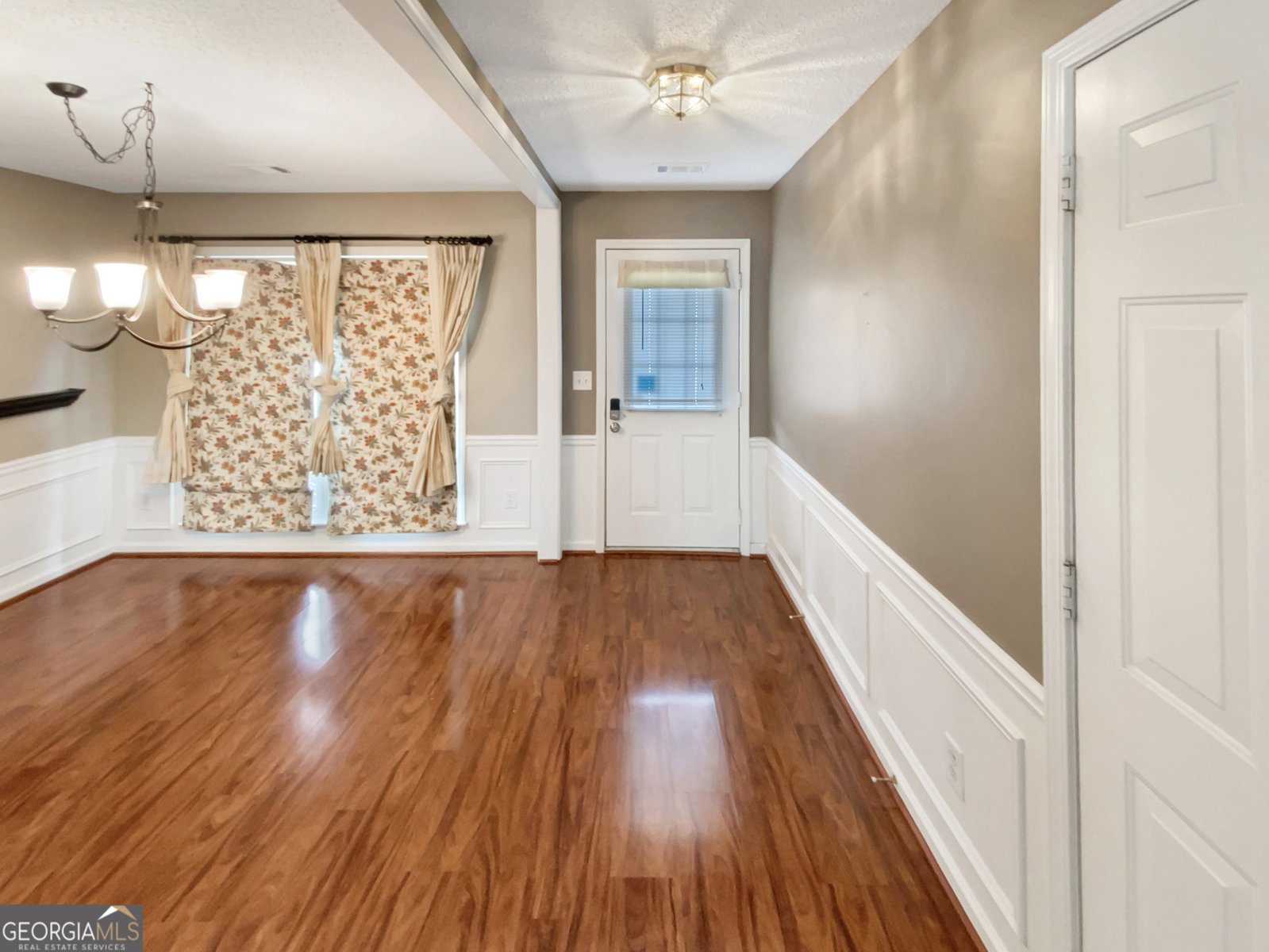 153 Wallnut Hall Circle Woodstock - Photo 7