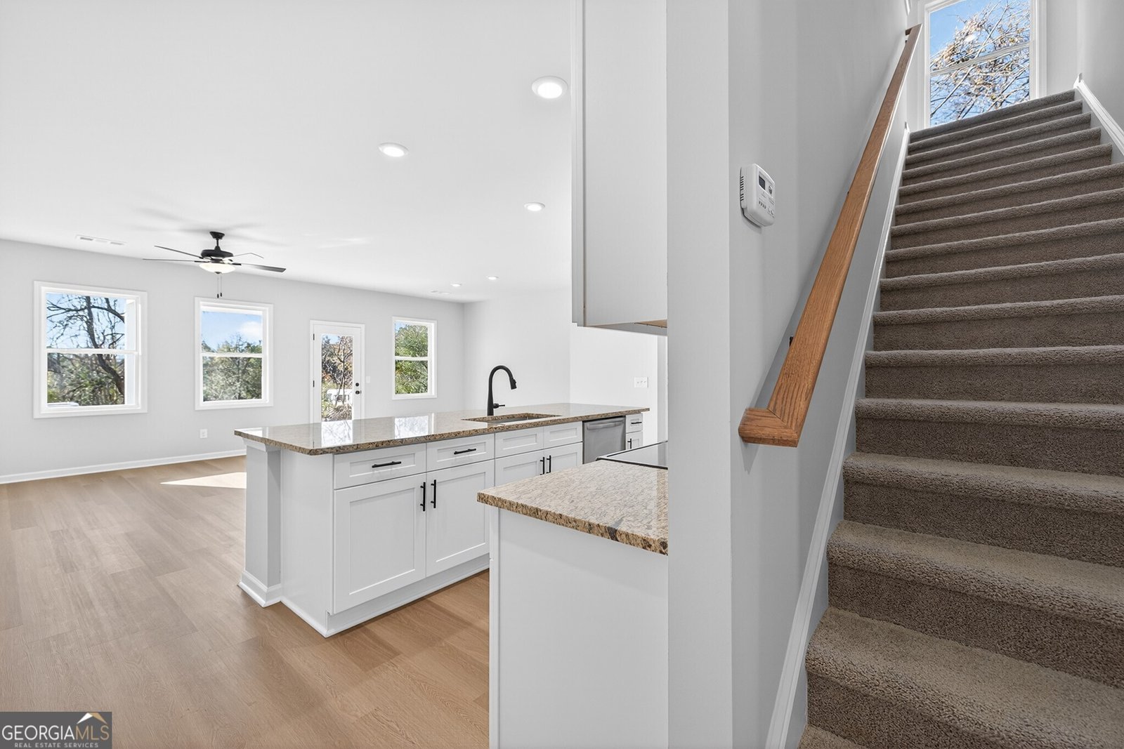 578 Madison Street Commerce - Photo 16