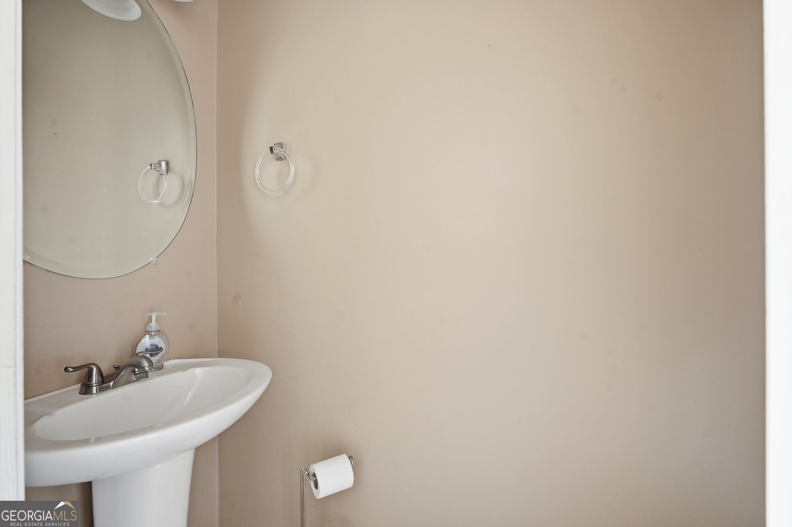 355 Radcliffe Trace Covington - Photo 16