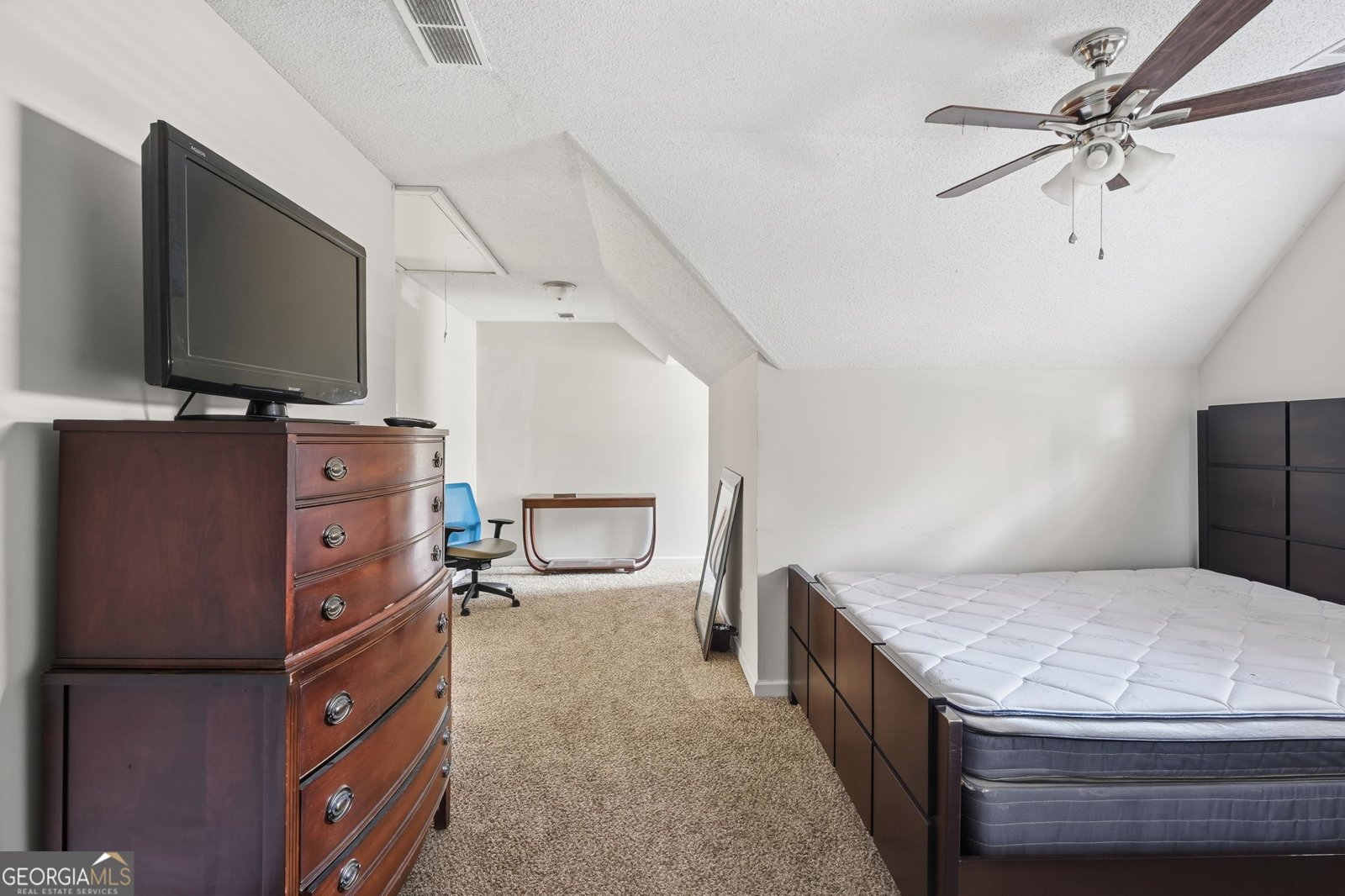 355 Radcliffe Trace Covington - Photo 24