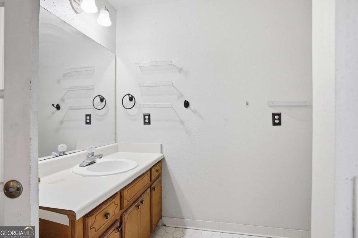 889 Lakeview Road Grayson - Photo 22