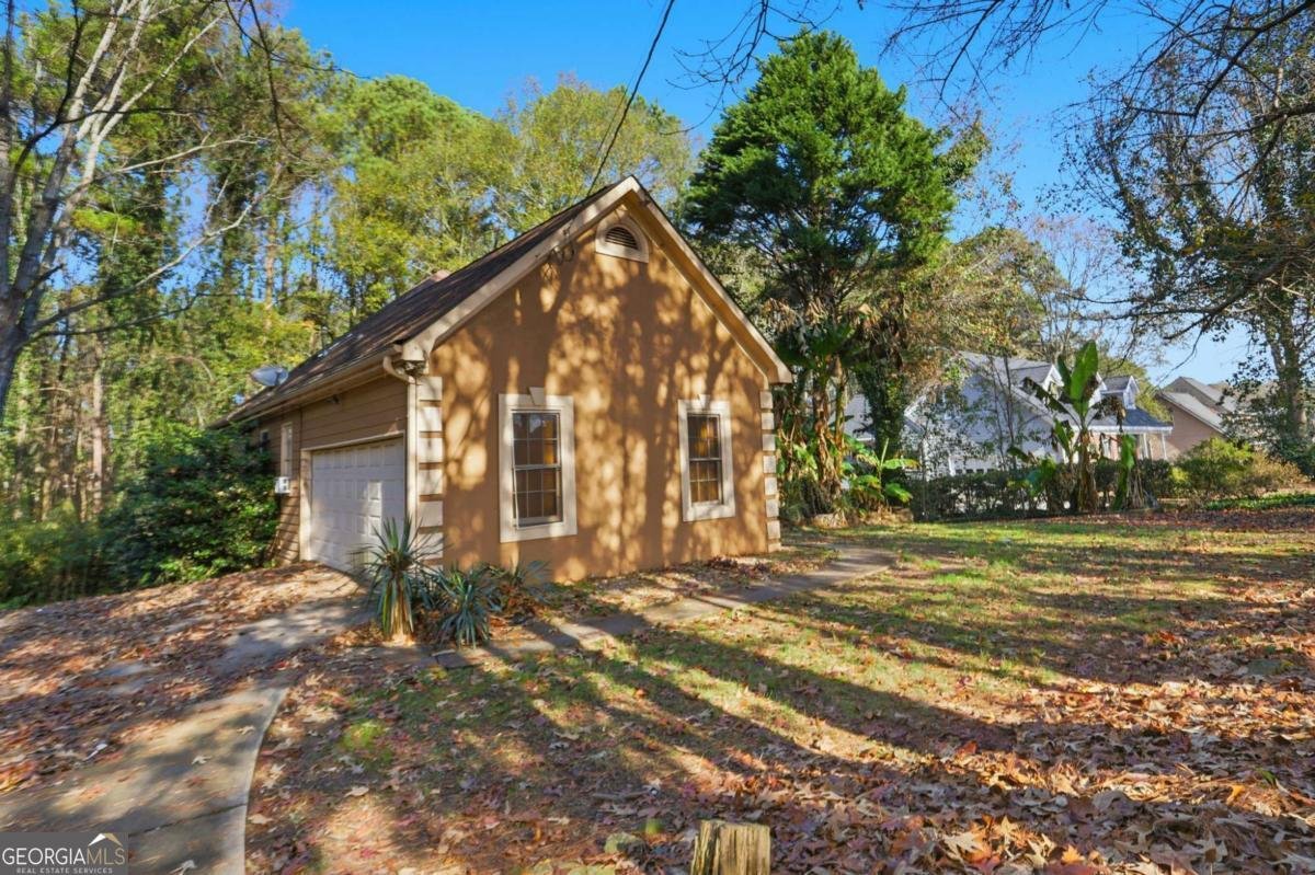 889 Lakeview Road Grayson - Photo 34