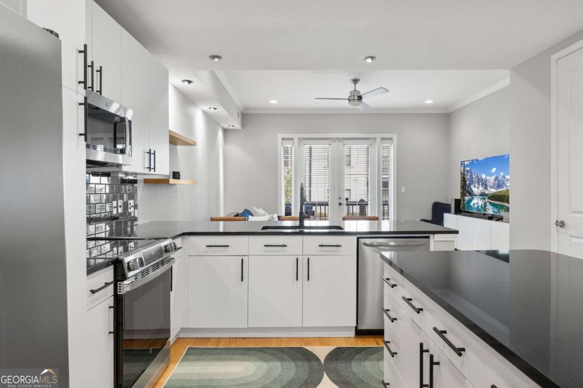 722 Cosmopolitan Drive Atlanta - Photo 8