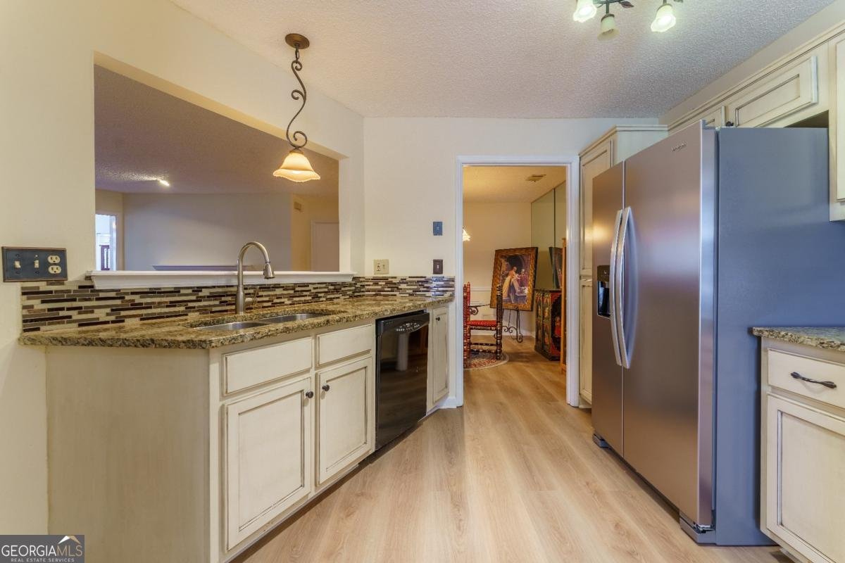 403 Mill Pond Road Roswell - Photo 15