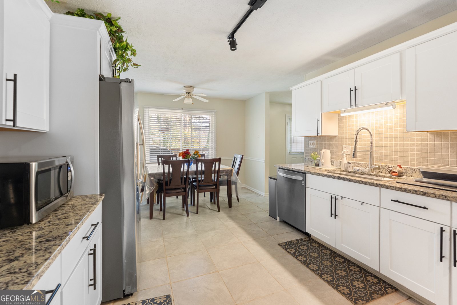 724 Rebecca Street Lilburn - Photo 7