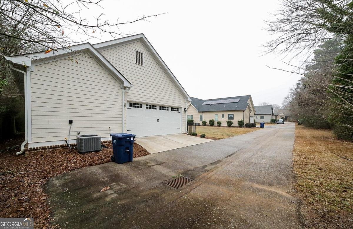 254 Pointe Place Athens - Photo 36