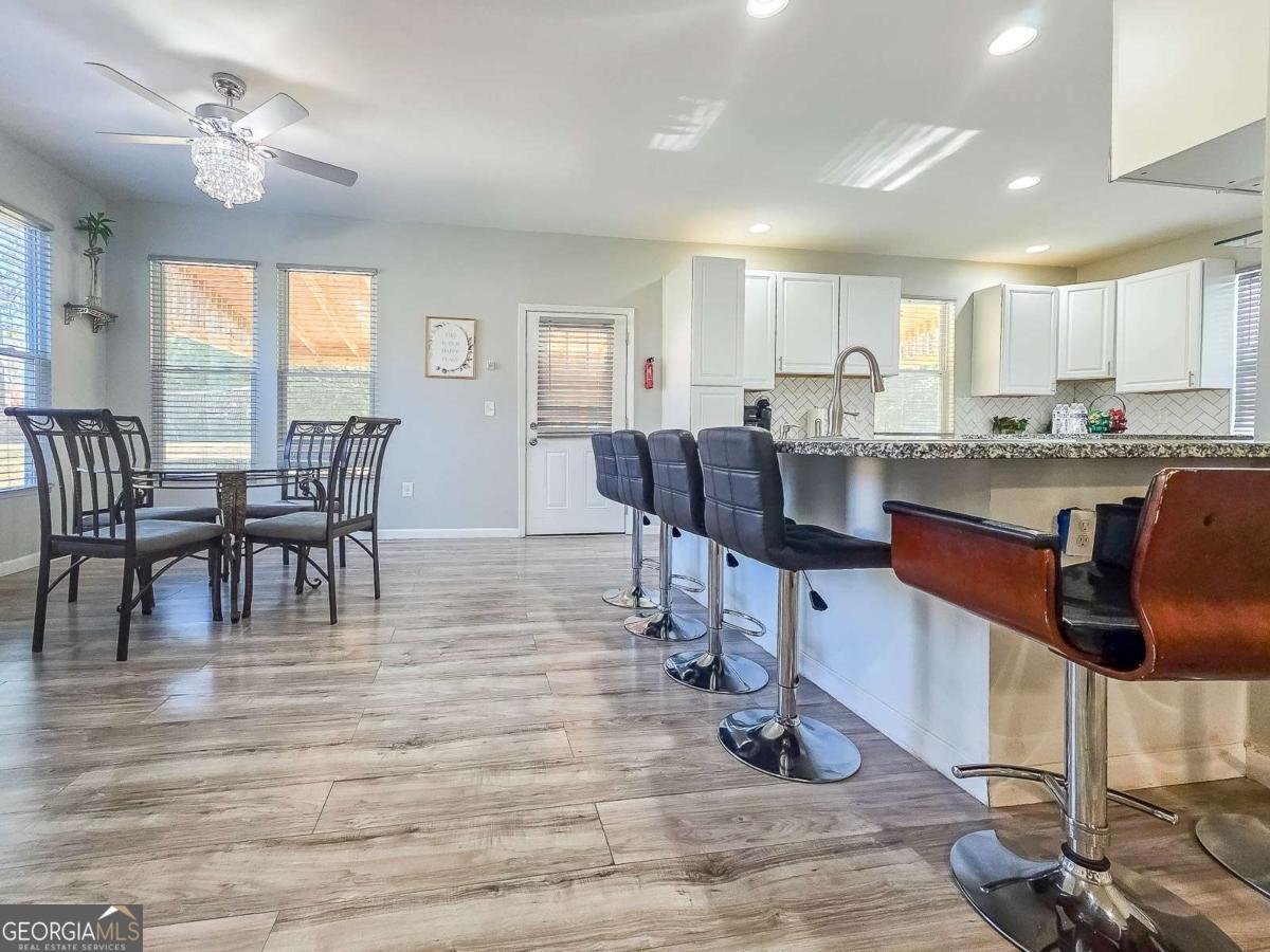 3944 Thornhill Drive Lilburn - Photo 13