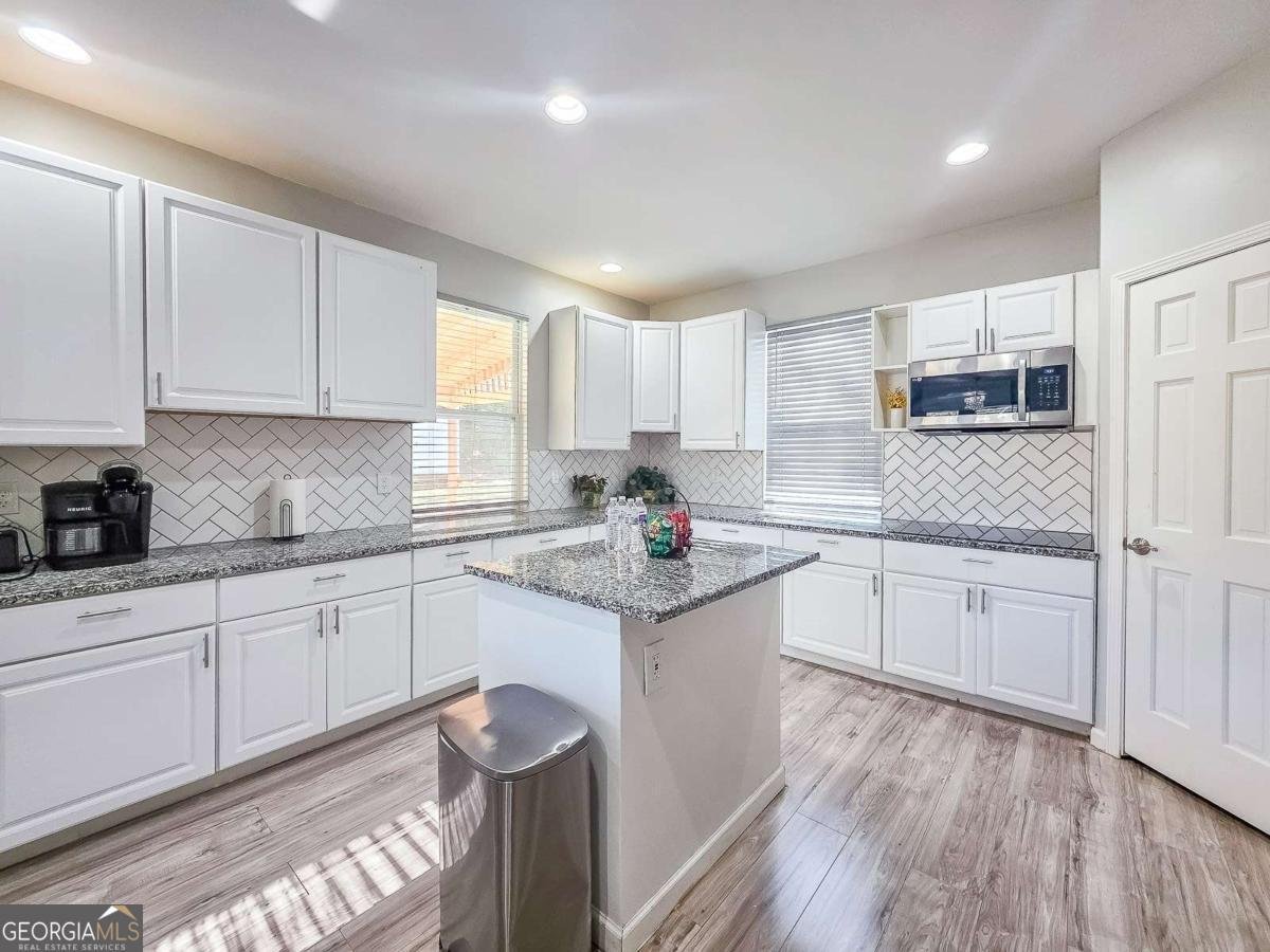 3944 Thornhill Drive Lilburn - Photo 16