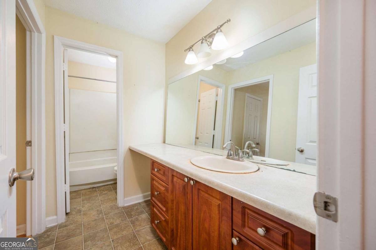 224 Brittany Court Duluth - Photo 14